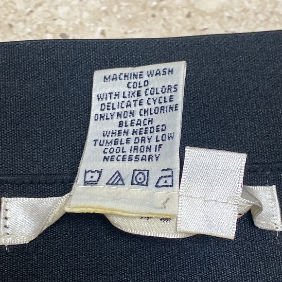 Max Studio Pencil Skirt, Excellent Condition, no flaws, measurements in photos - Picture 6 of 12